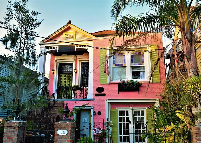 Madame Isabelle\'S House